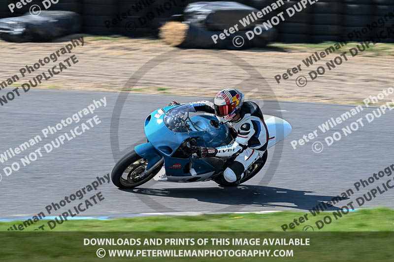 enduro digital images;event digital images;eventdigitalimages;lydden hill;lydden no limits trackday;lydden photographs;lydden trackday photographs;no limits trackdays;peter wileman photography;racing digital images;trackday digital images;trackday photos